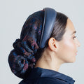 Navydy Bleu — serre-tête large en cuir vegan bleu marine et jacquard, de profil