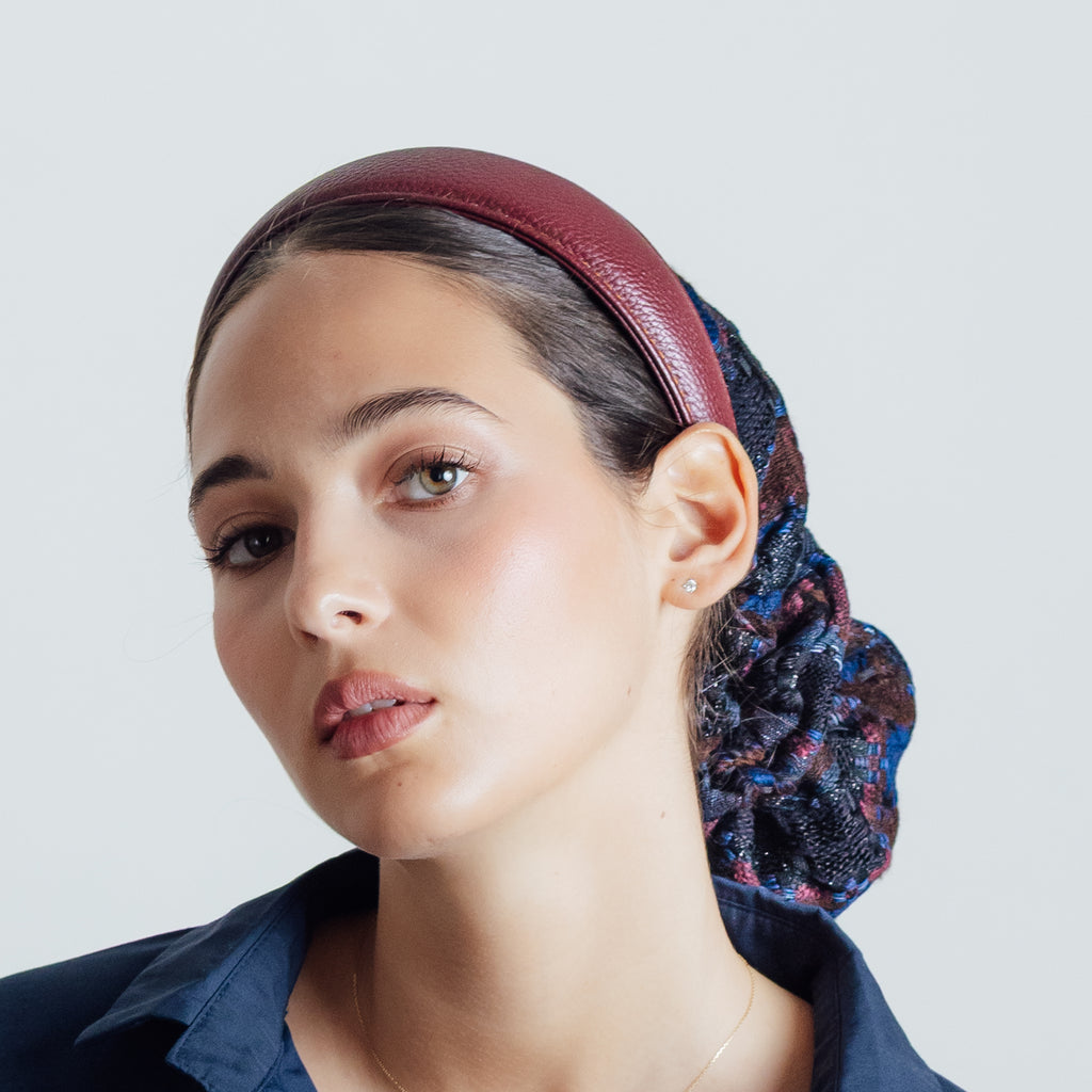 Navydy Bordeaux — porté de face, visage dégagé
